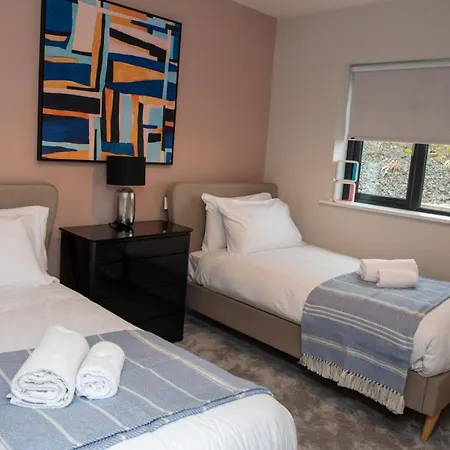 Luxury 3 Bed Town House Dog Friendly