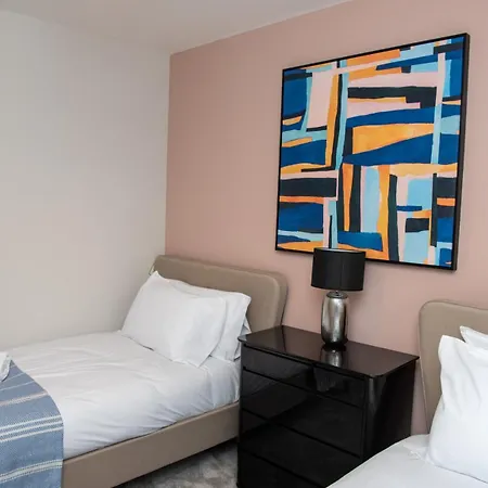 Сasa de vacaciones Luxury 3 Bed Town House Dog Friendly