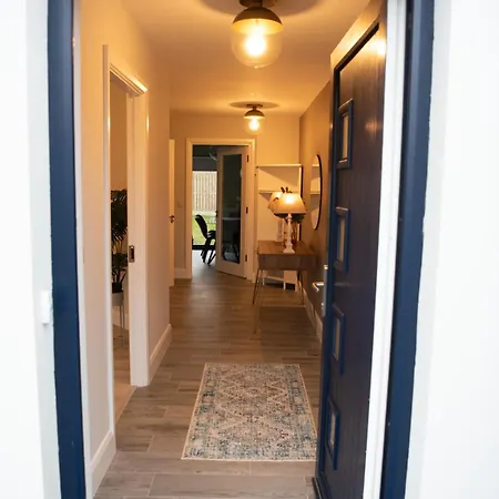 Сasa de vacaciones Luxury 3 Bed Town House Dog Friendly *