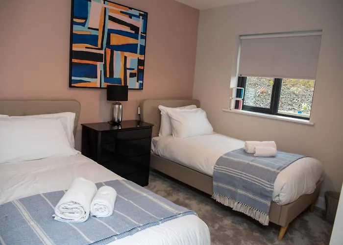 Luxury 3 Bed Town House Dog Friendly